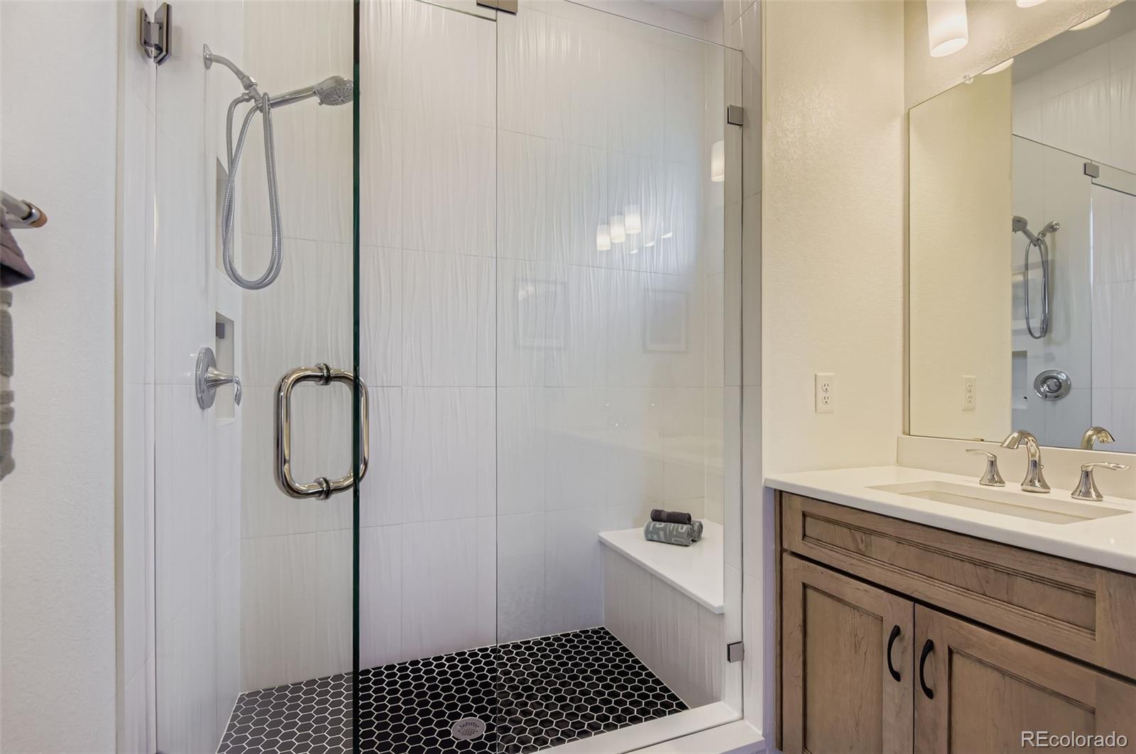 9457 Autumn Moon Avenue