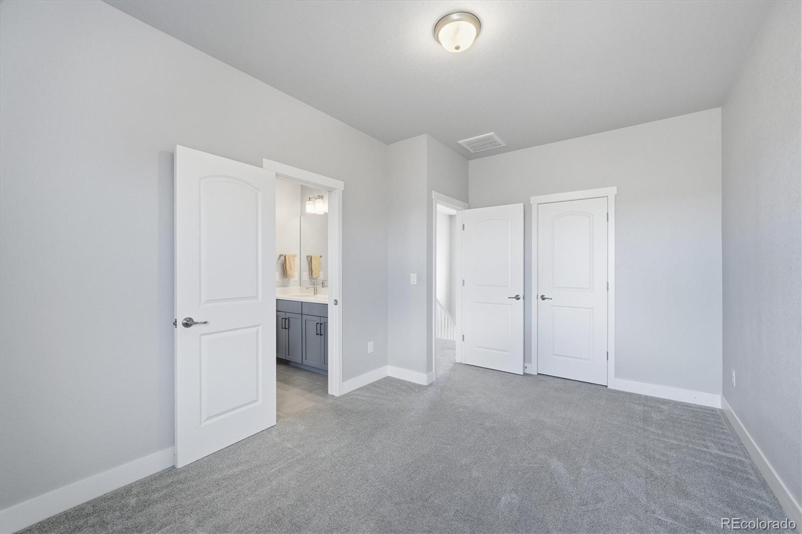 3269 Offbeaten Place