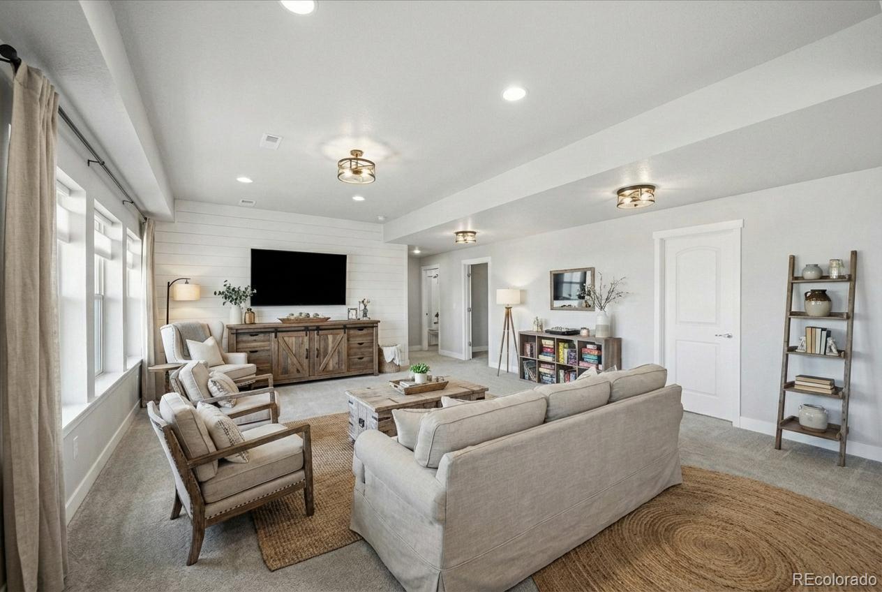 3269 Offbeaten Place