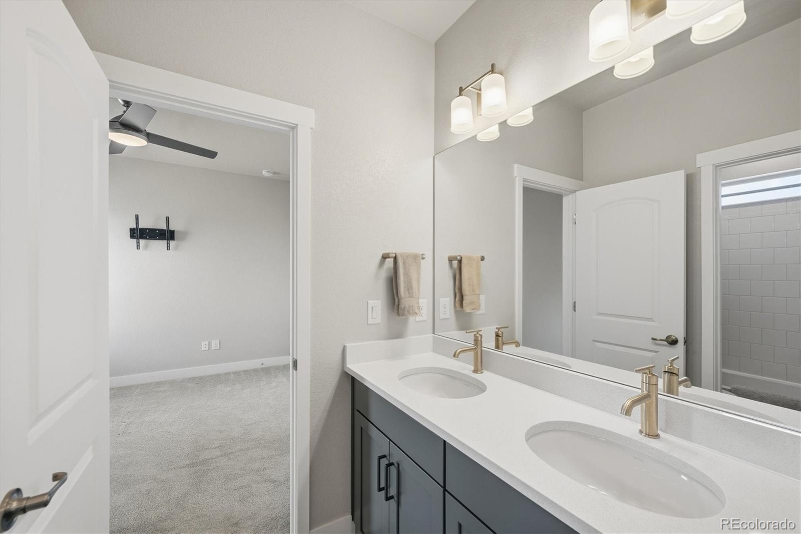 3269 Offbeaten Place