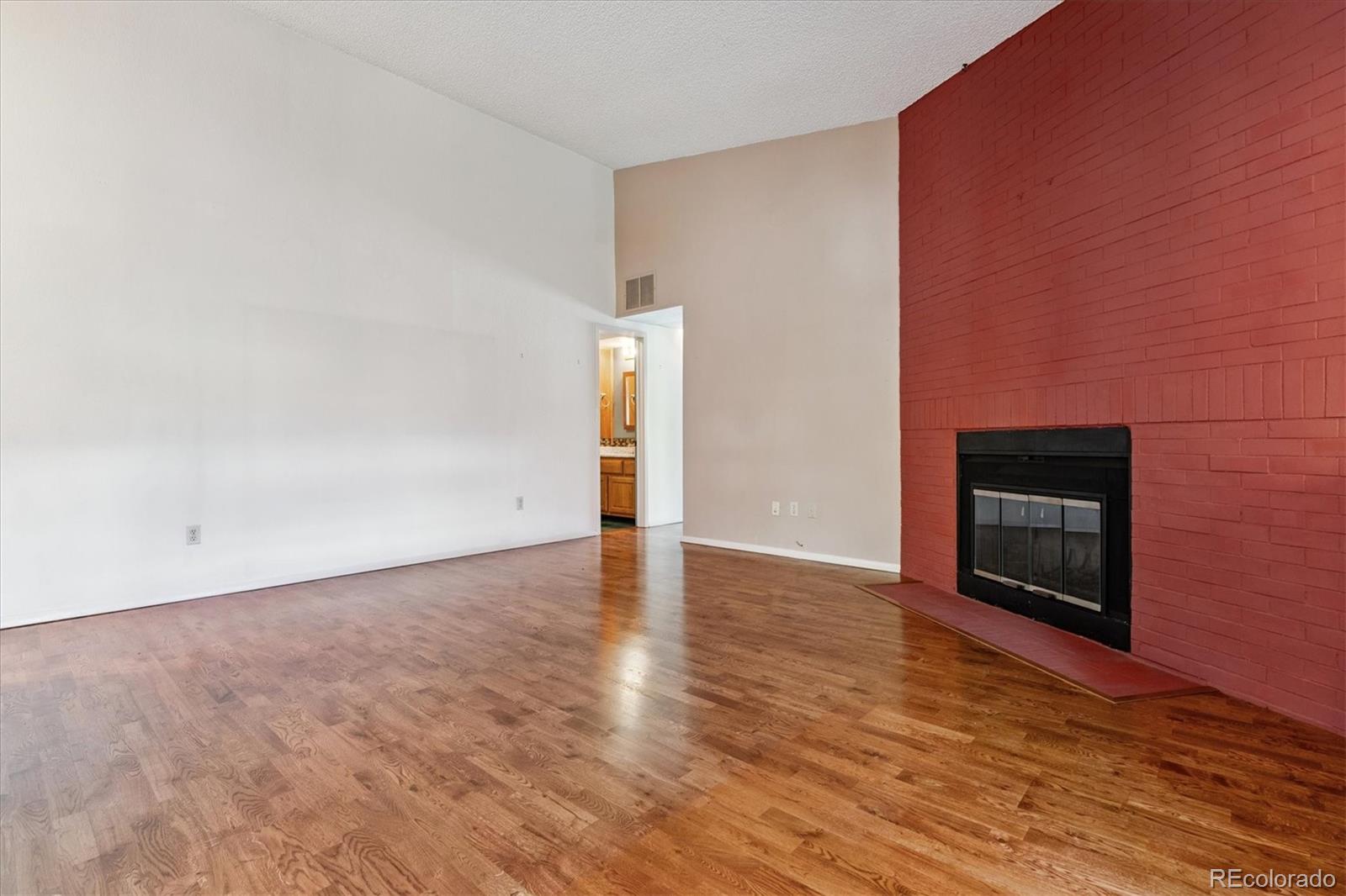 534 E 7th Avenue Unit: 307