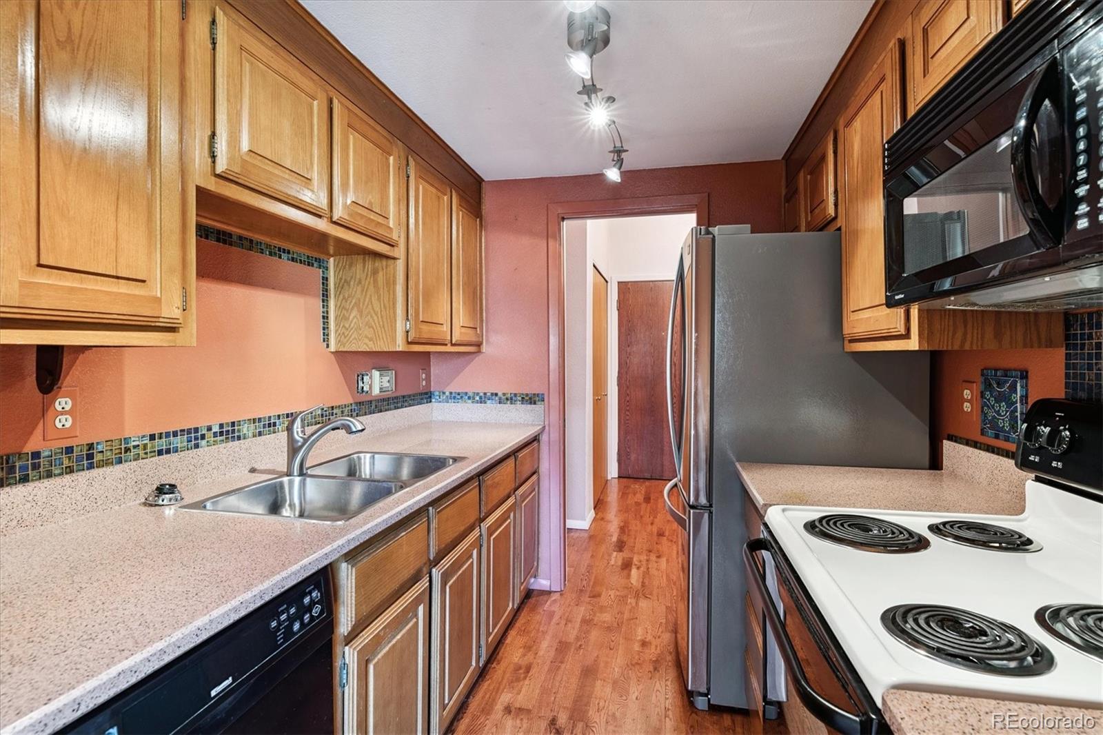 534 E 7th Avenue Unit: 307