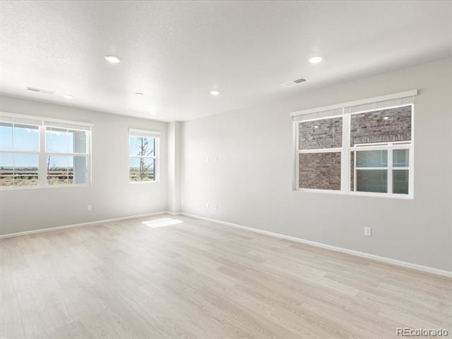 22341 E 7th Place