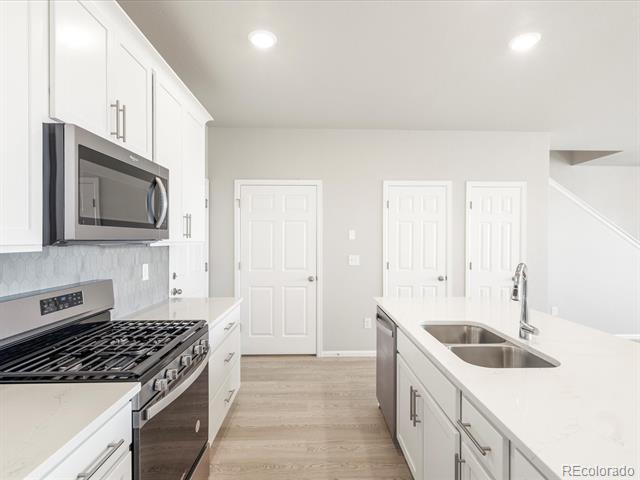 22341 E 7th Place