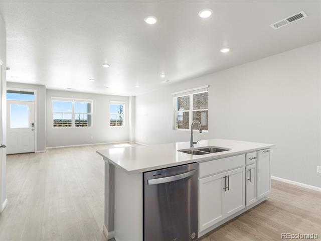 22341 E 7th Place