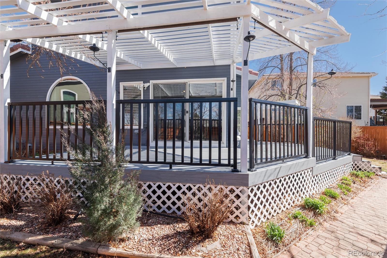 1494 Braewood Avenue