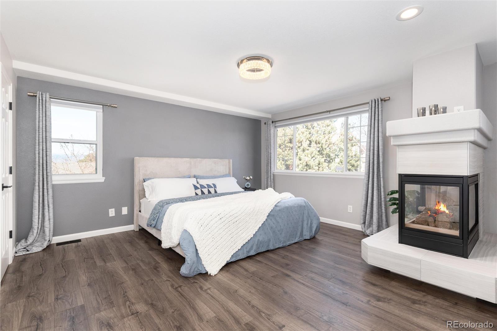 1494 Braewood Avenue