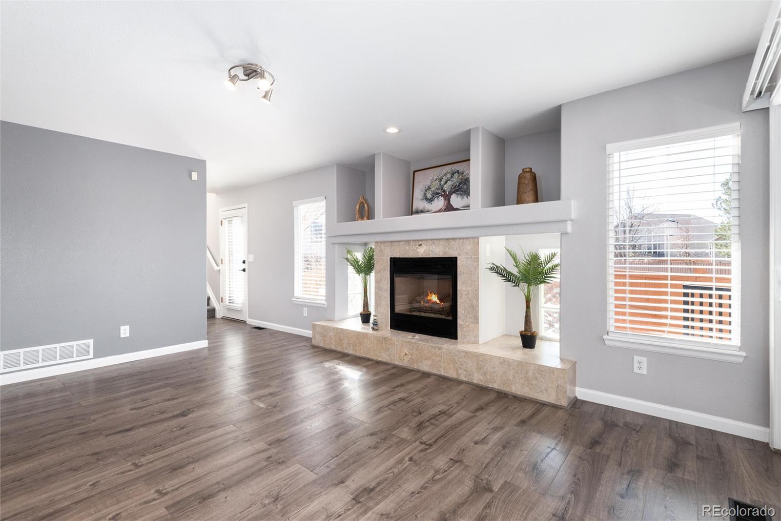 1494 Braewood Avenue