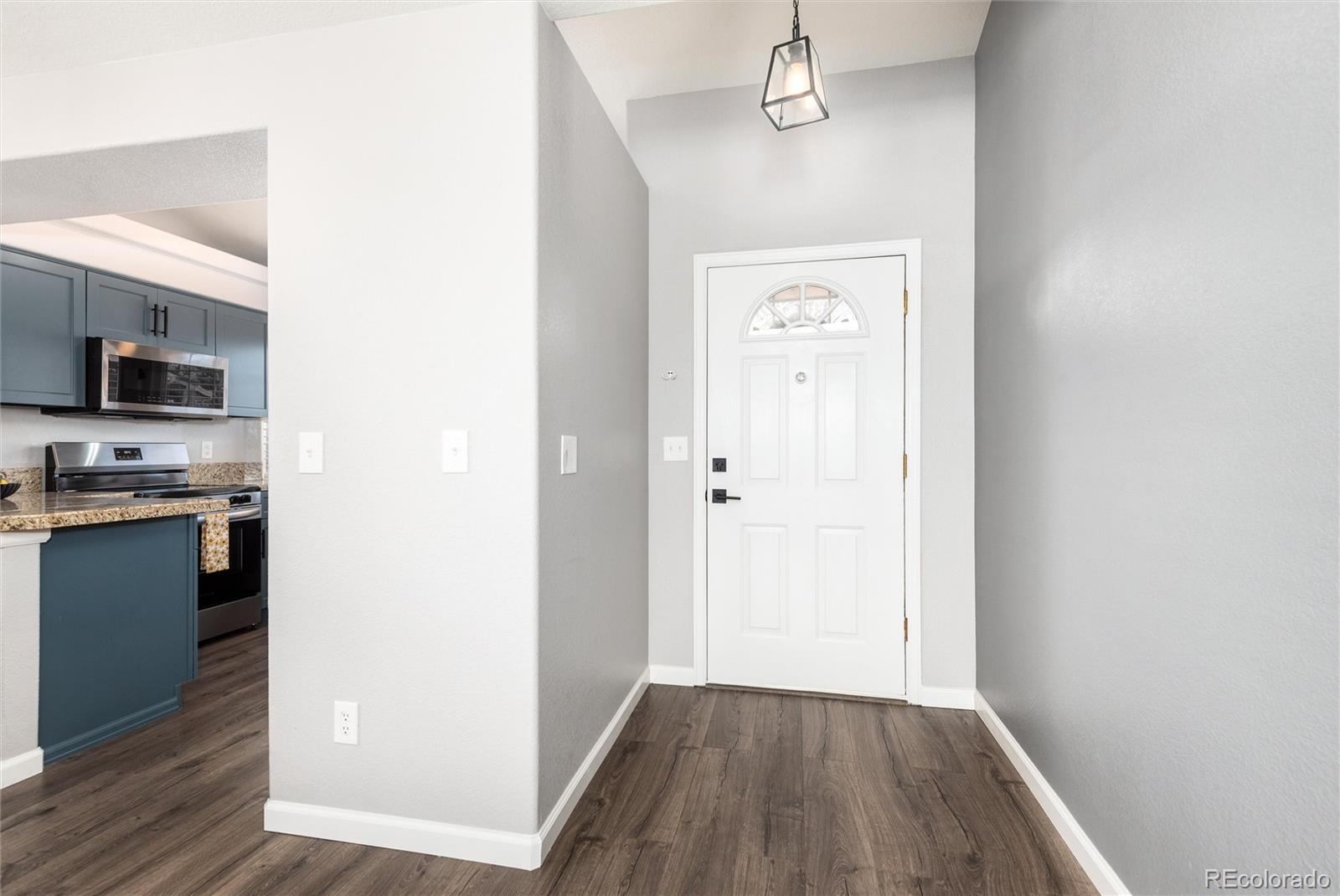 1494 Braewood Avenue