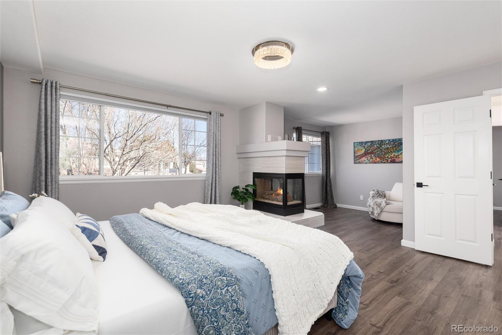 1494 Braewood Avenue