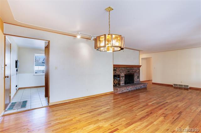 597 Oakland Court