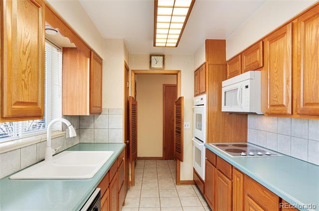 597 Oakland Court