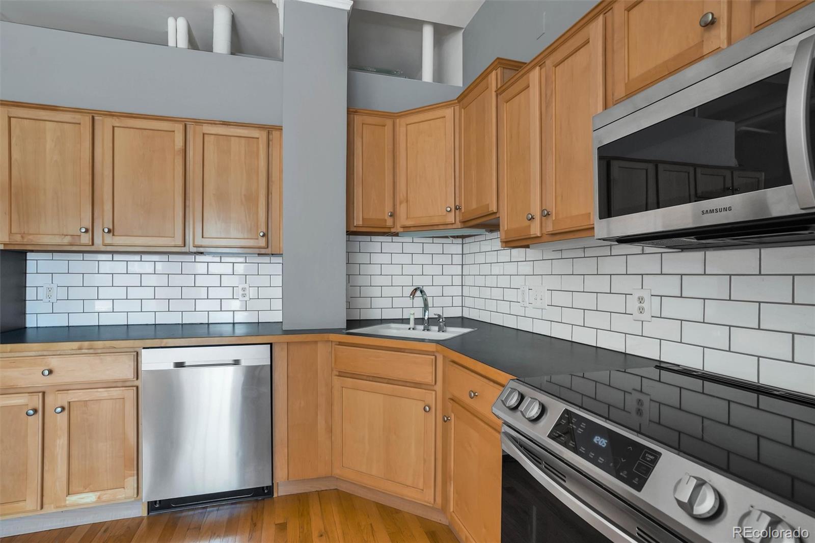 1555 California Street Unit: 601