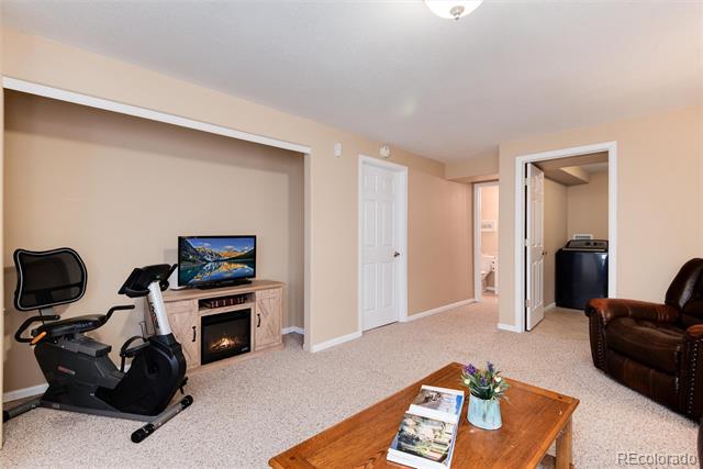 1374 Spotted Owl Way