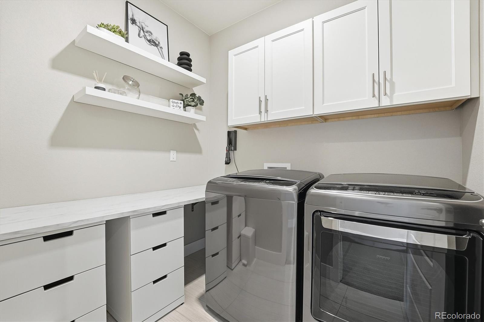 489 Meadowleaf Lane