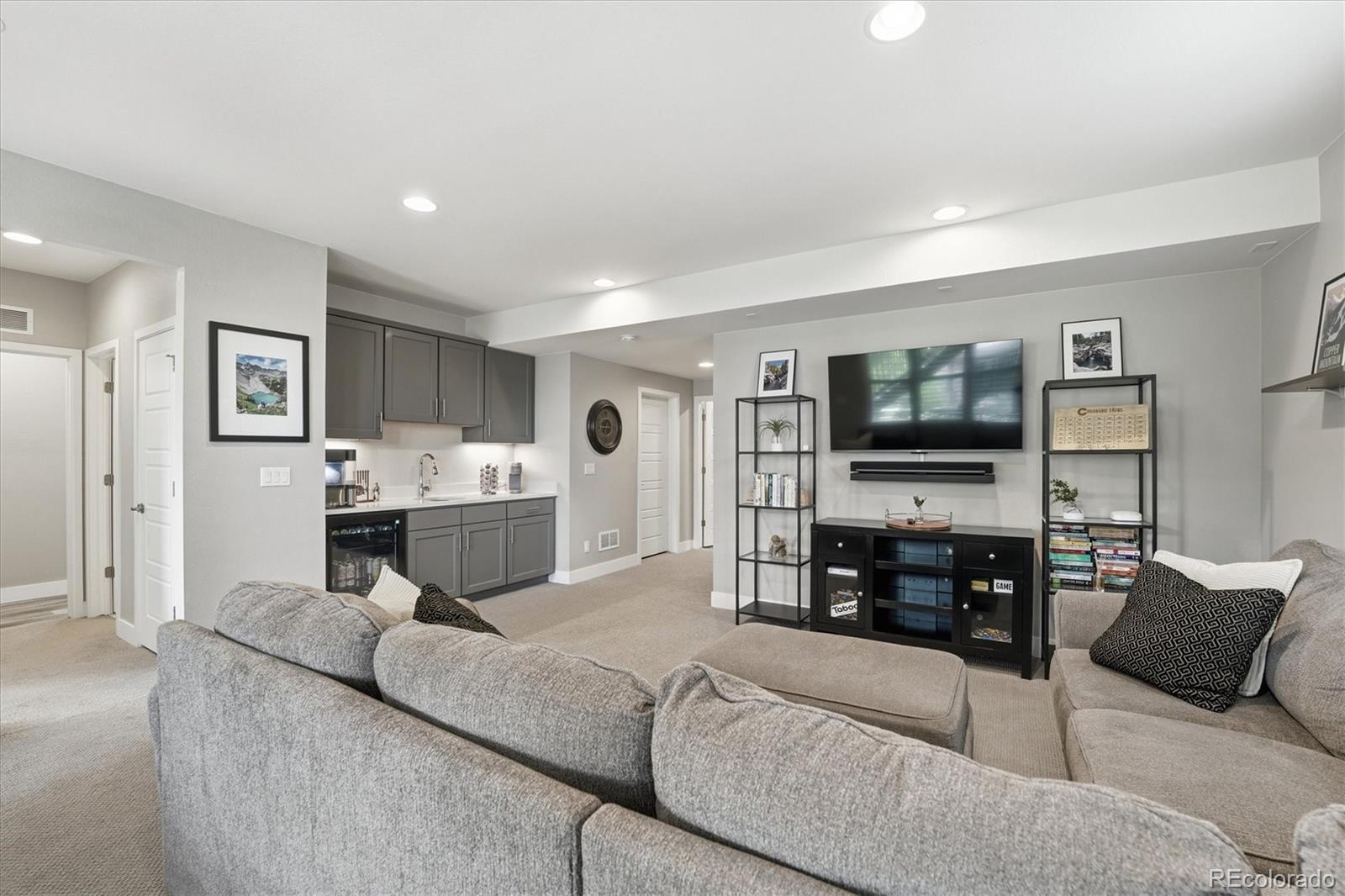 489 Meadowleaf Lane