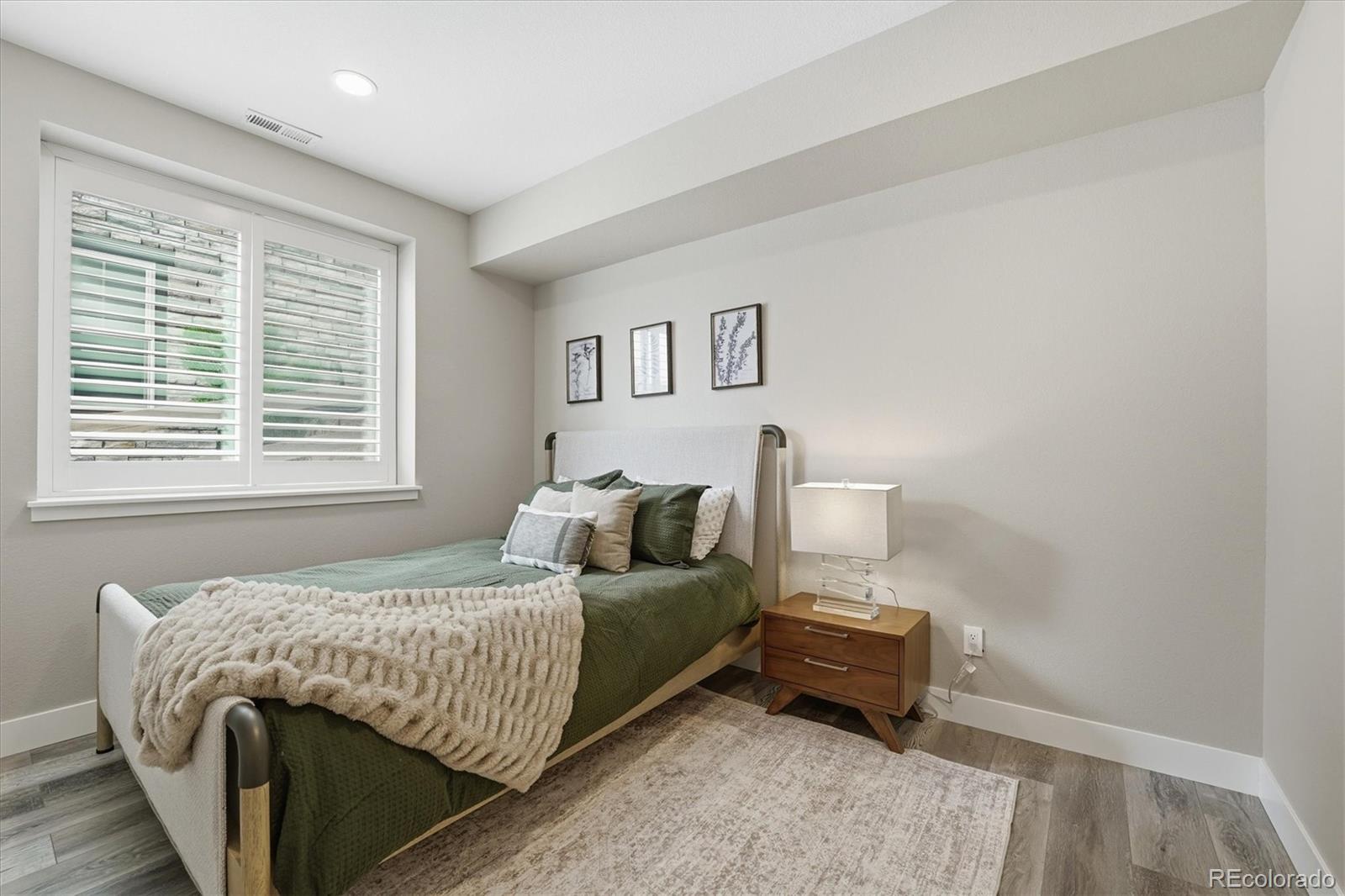 489 Meadowleaf Lane