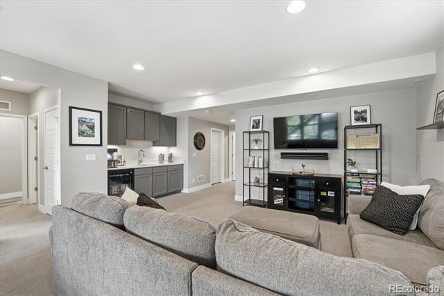 489 Meadowleaf Lane