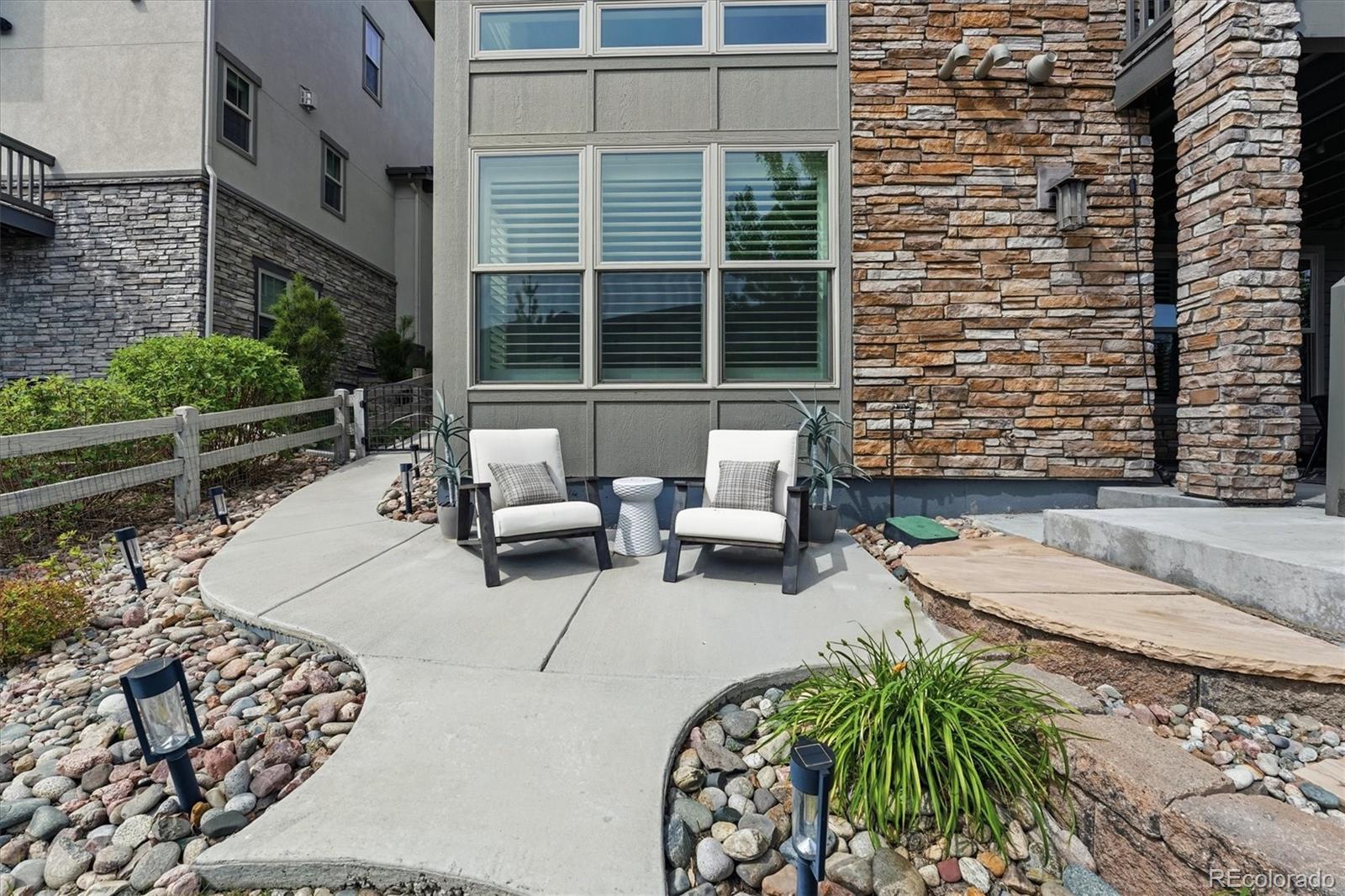 489 Meadowleaf Lane