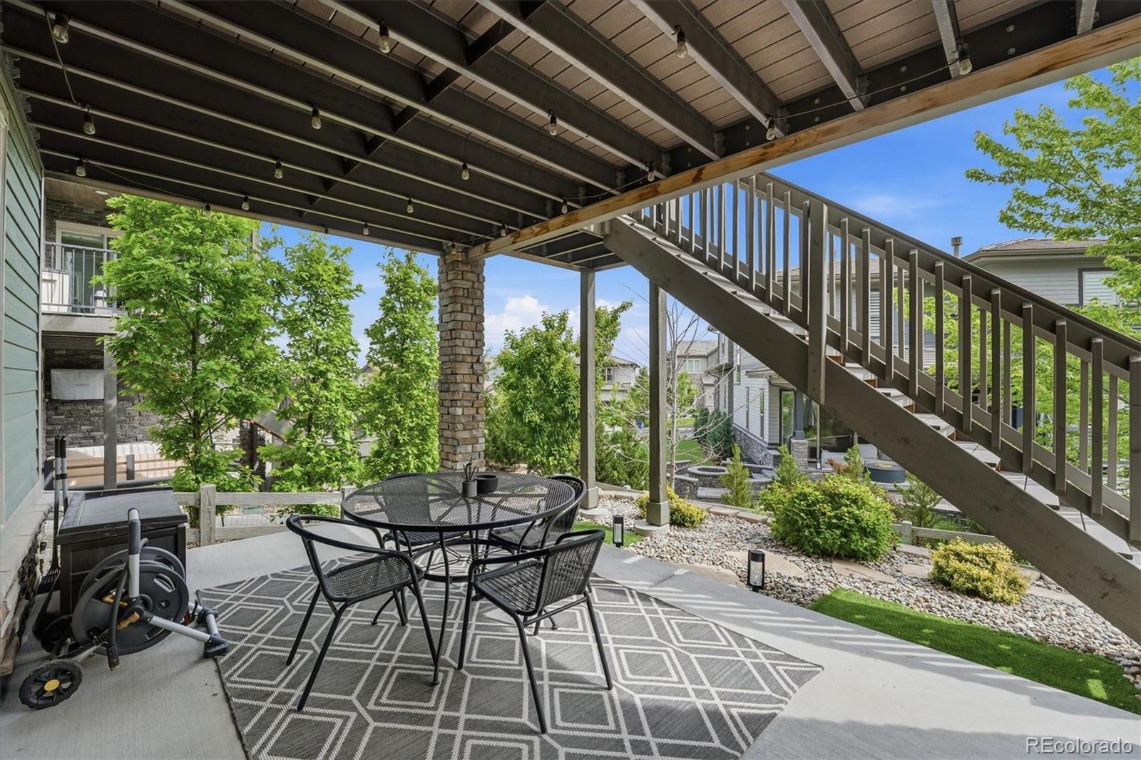 489 Meadowleaf Lane