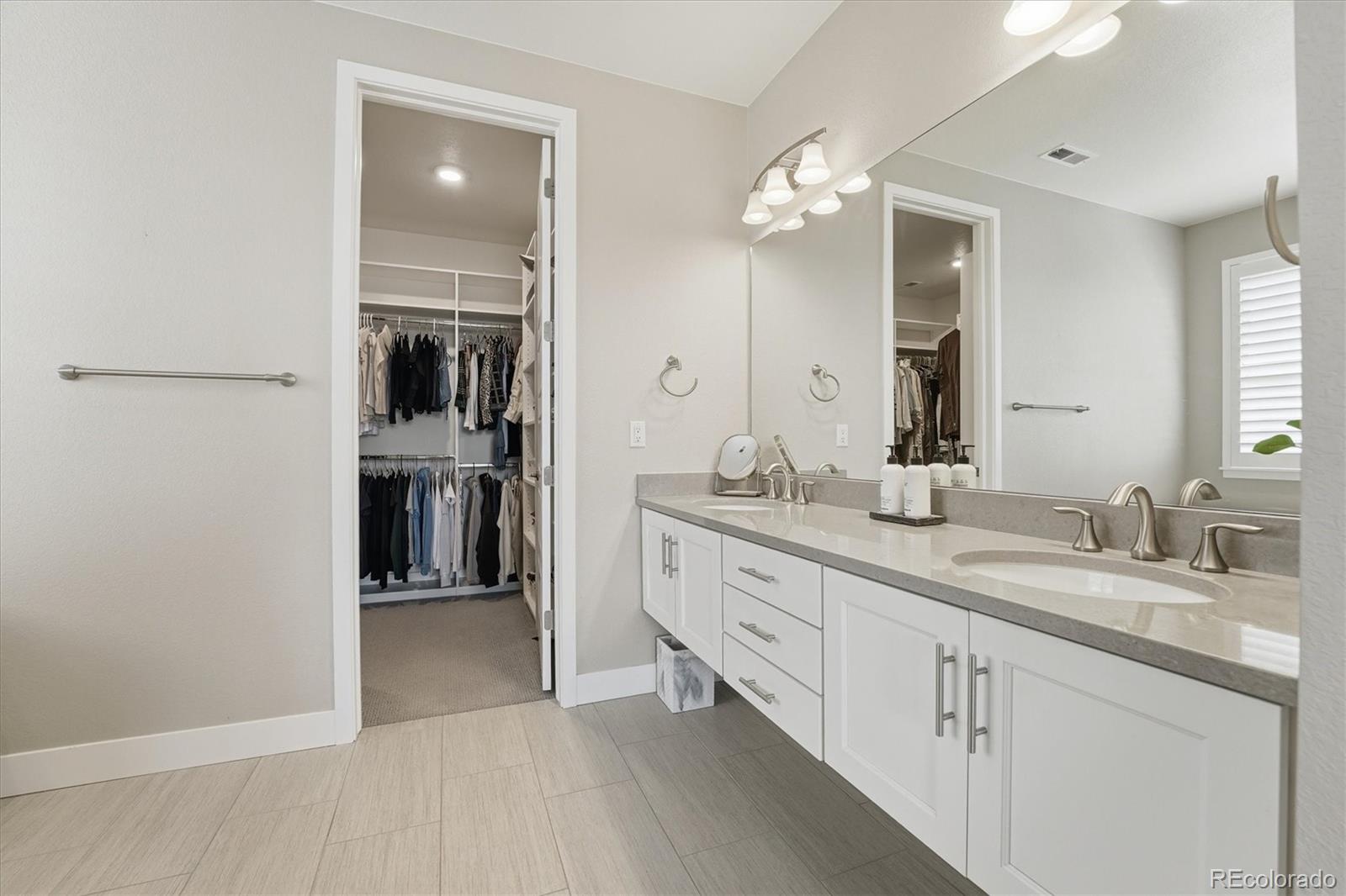 489 Meadowleaf Lane
