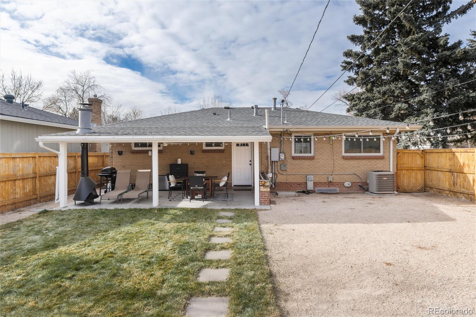 1946 Rosemary Street