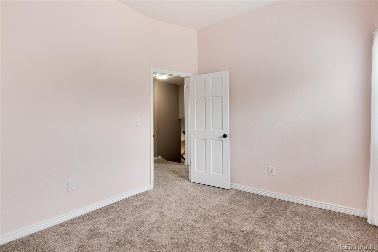 9866 Spring Hill Lane