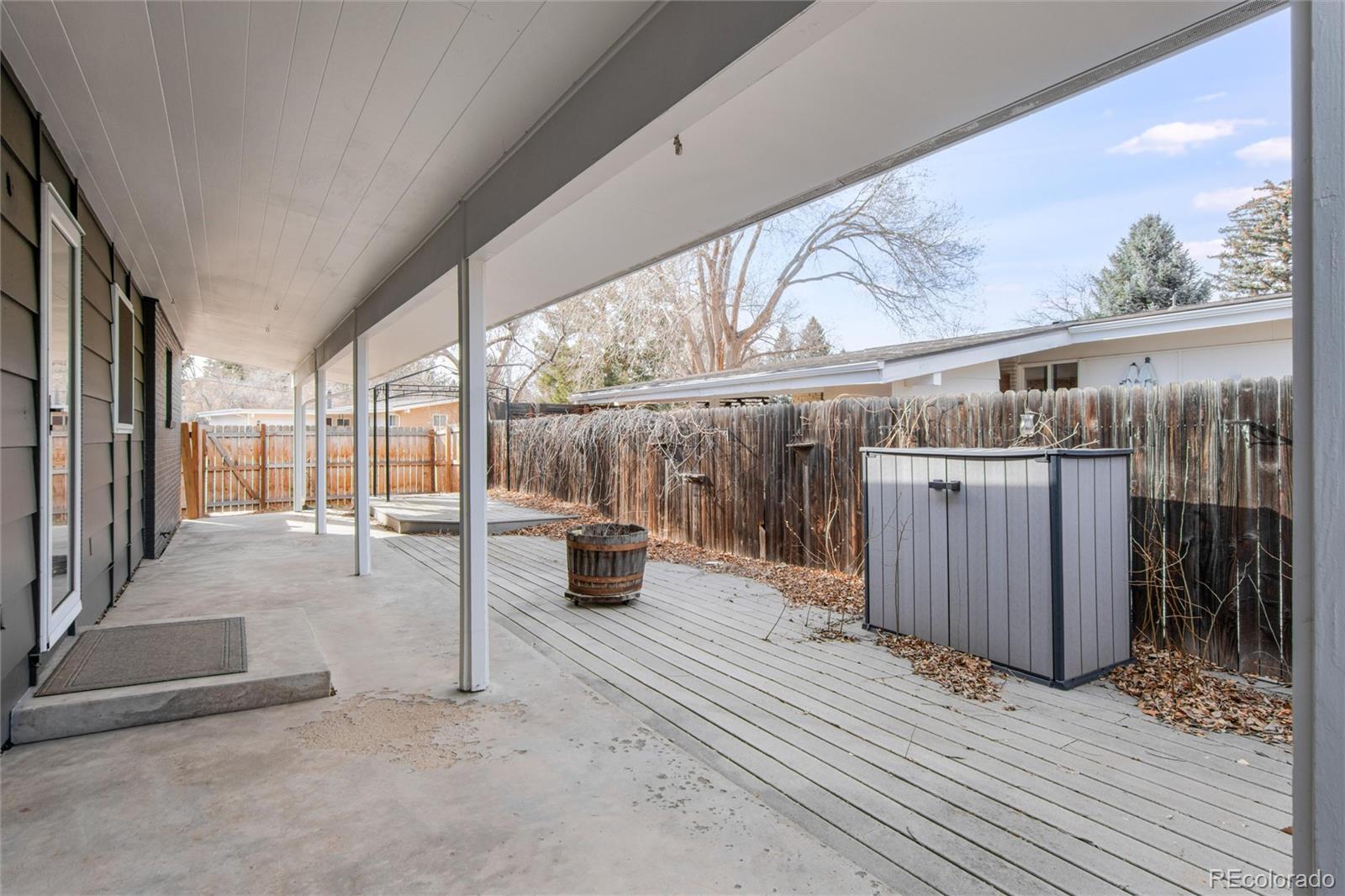 5819 W Elmhurst Drive