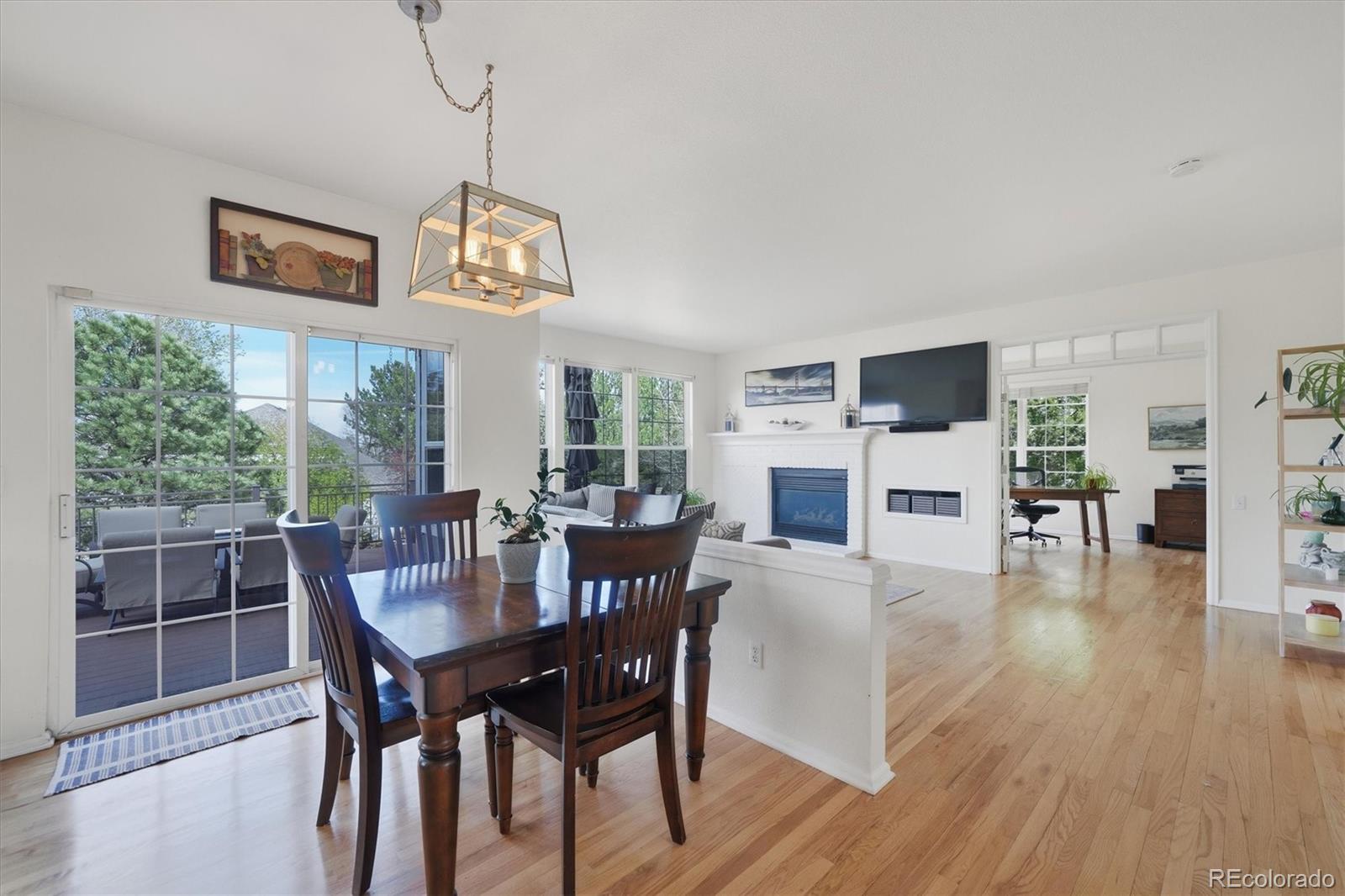 379 Shoreham Circle