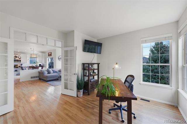 379 Shoreham Circle