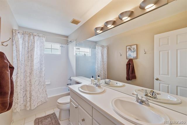 379 Shoreham Circle