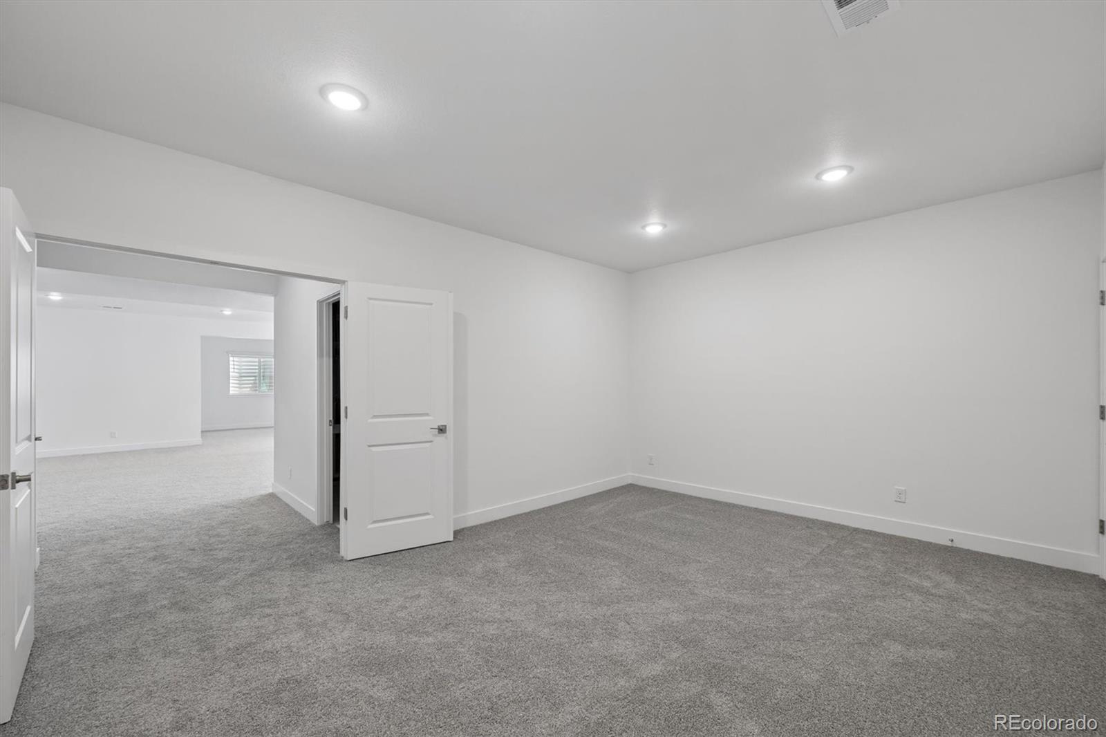 9218 Gold Lace Place