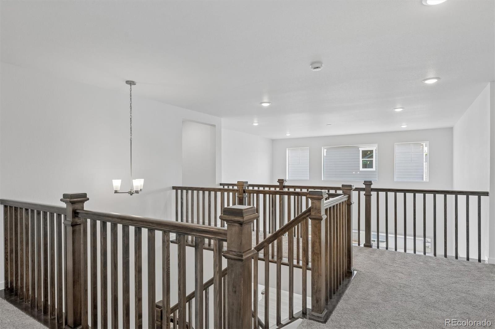 9218 Gold Lace Place