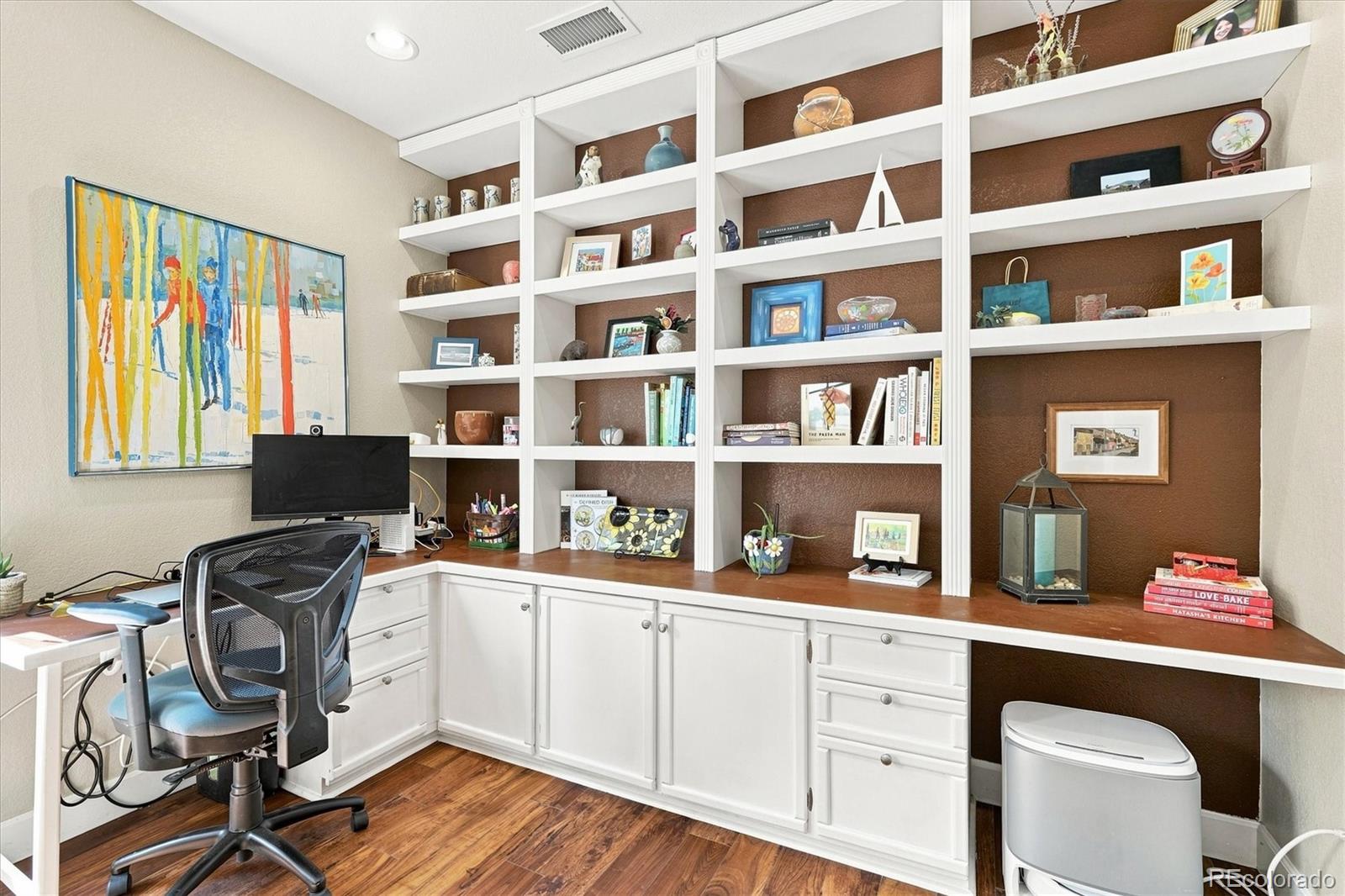 649 W Burgundy Street Unit: C