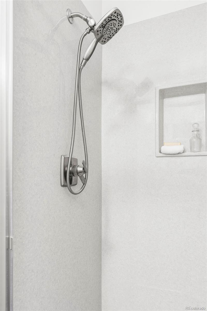 10433 Hyacinth Place