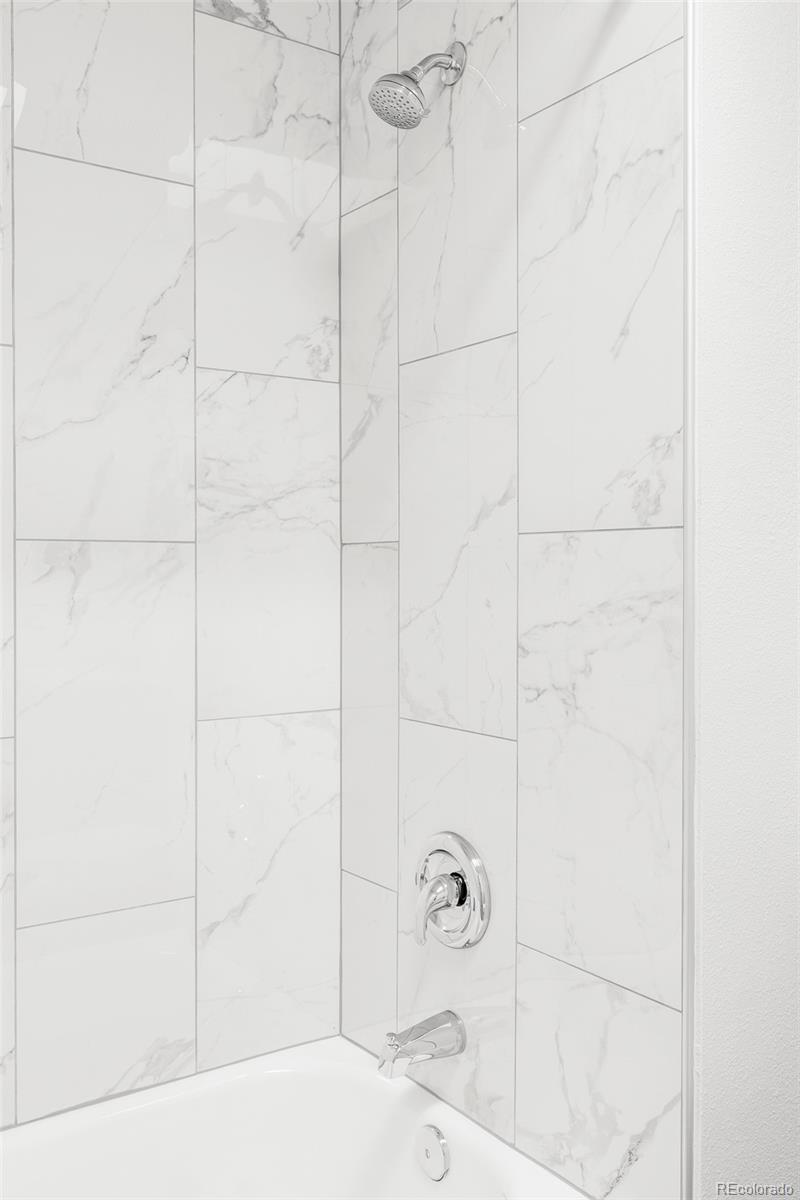 10433 Hyacinth Place