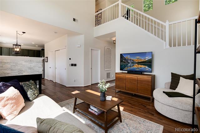 4963 Collingswood Drive