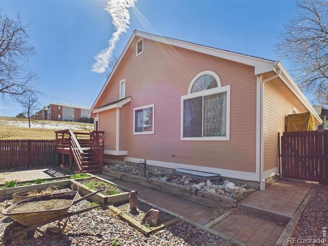 542 W Jamison Place