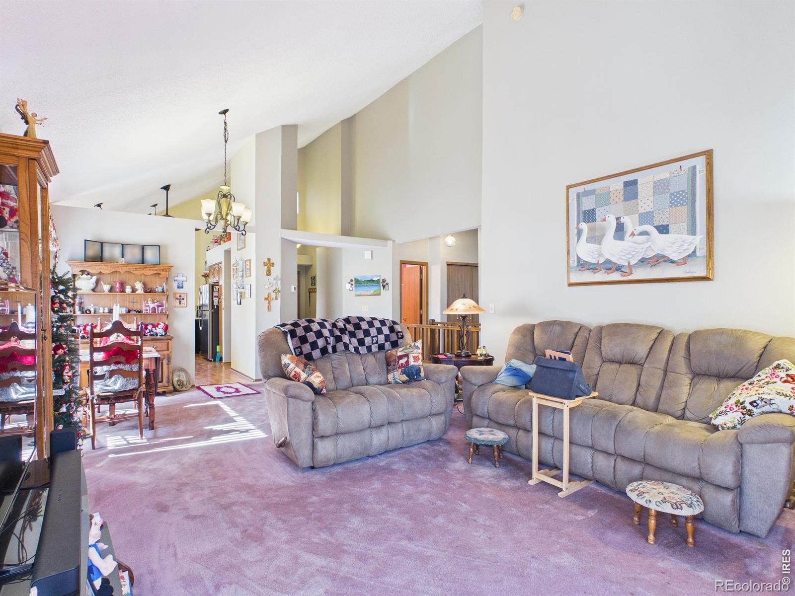 542 W Jamison Place
