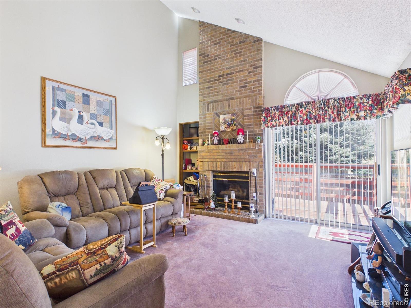 542 W Jamison Place