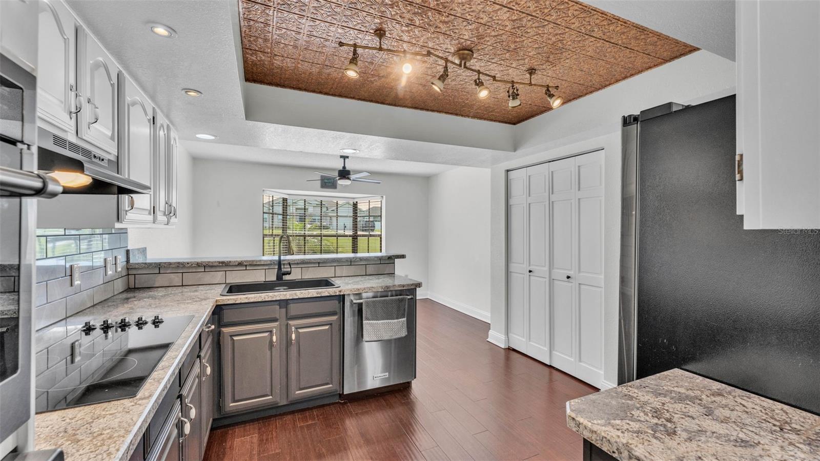118 CALOOSA DR