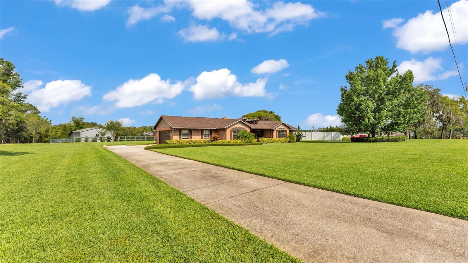 118 CALOOSA DR