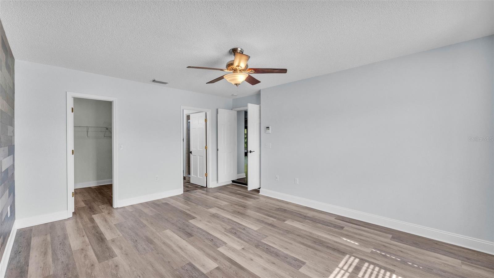 118 CALOOSA DR