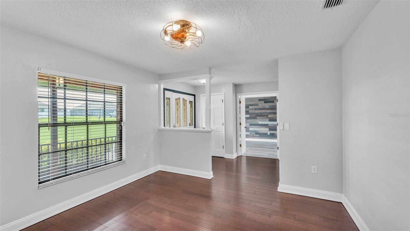 118 CALOOSA DR