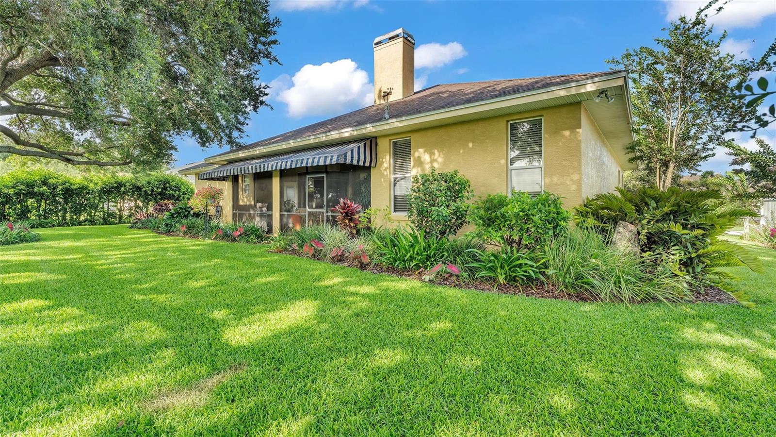 633 HART LAKE DR