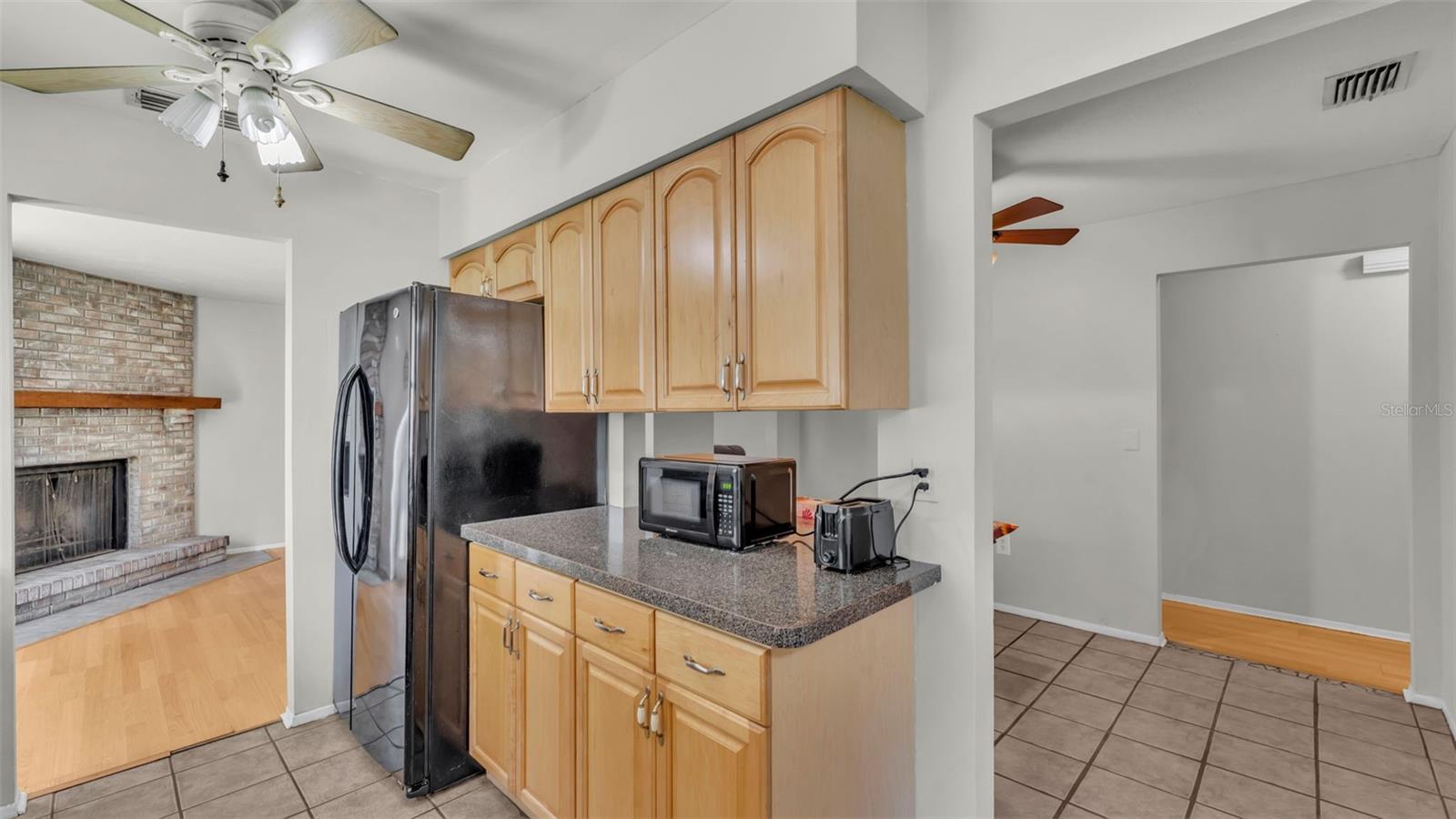 7424 HIGHLAND GROVE DR