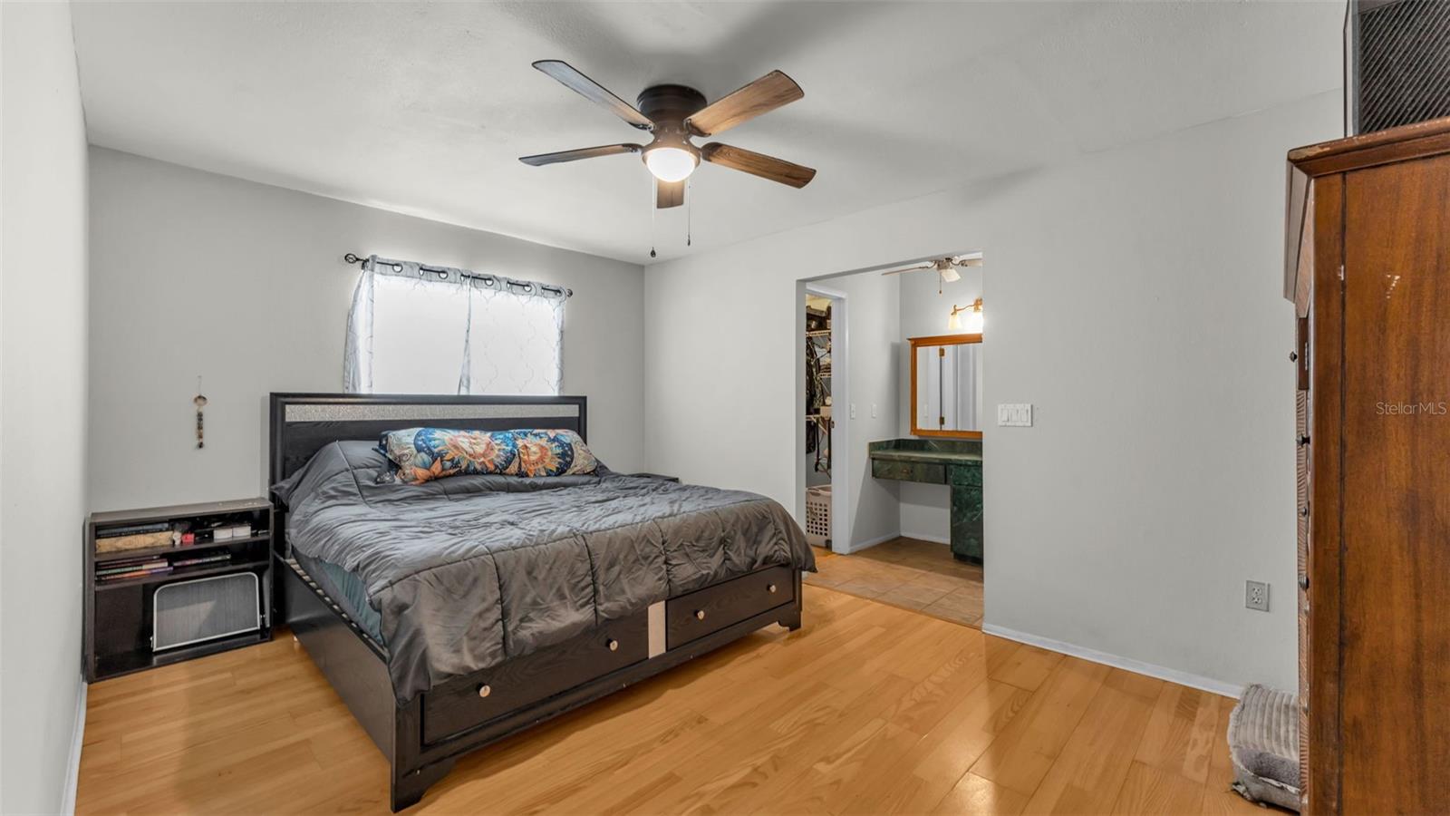 7424 HIGHLAND GROVE DR