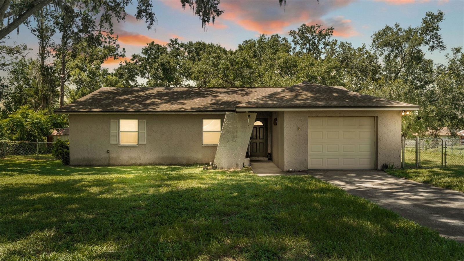 7424 HIGHLAND GROVE DR