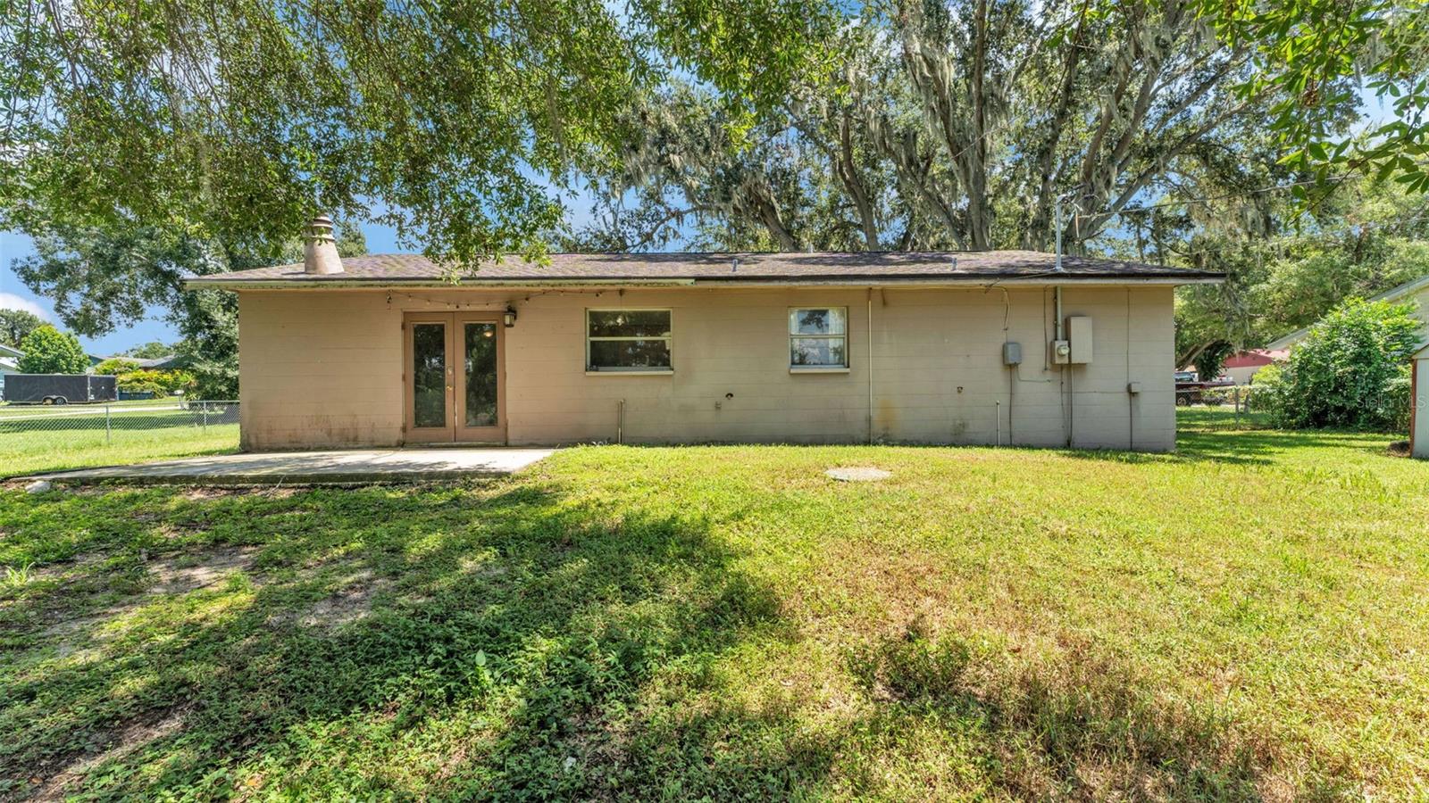 7424 HIGHLAND GROVE DR