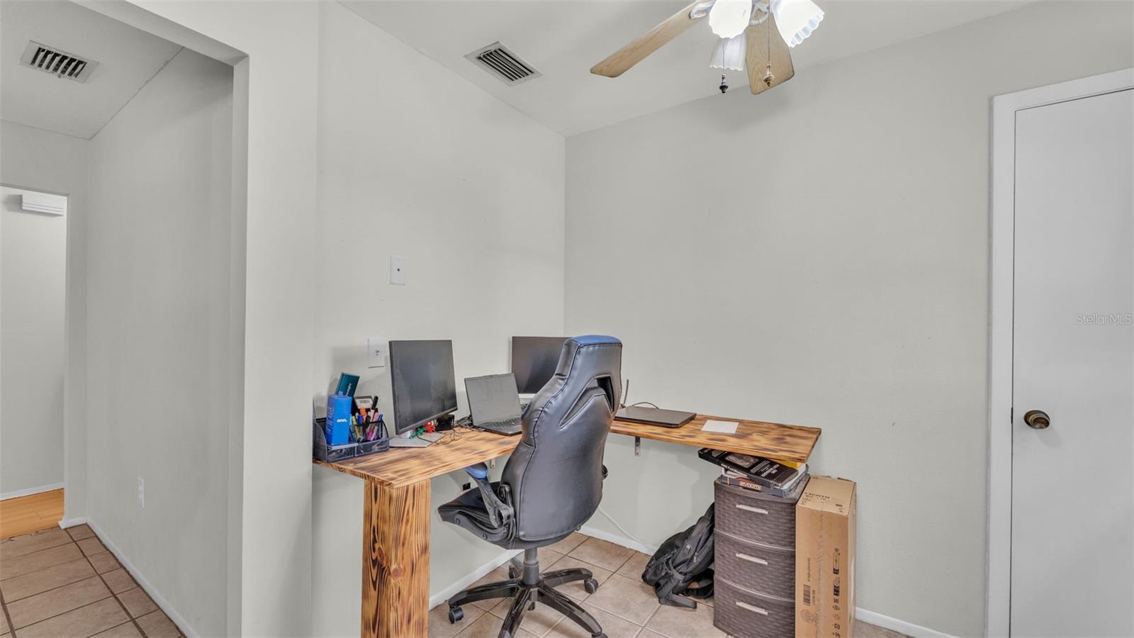 7424 HIGHLAND GROVE DR